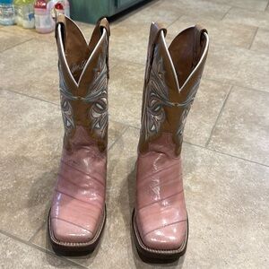 Dan Post Women’s Pink & Tan Boots, like new